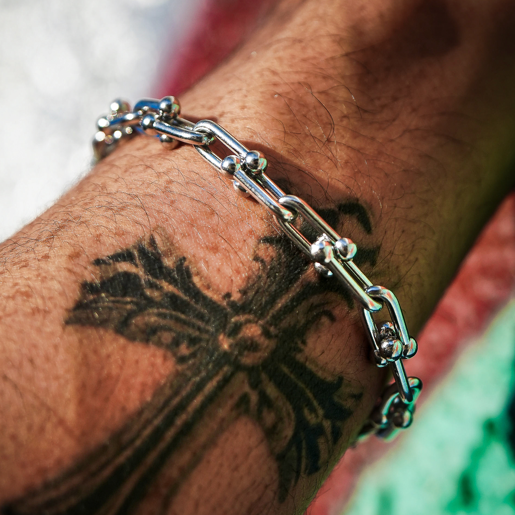 Horseshoe Chain Link Bracelet